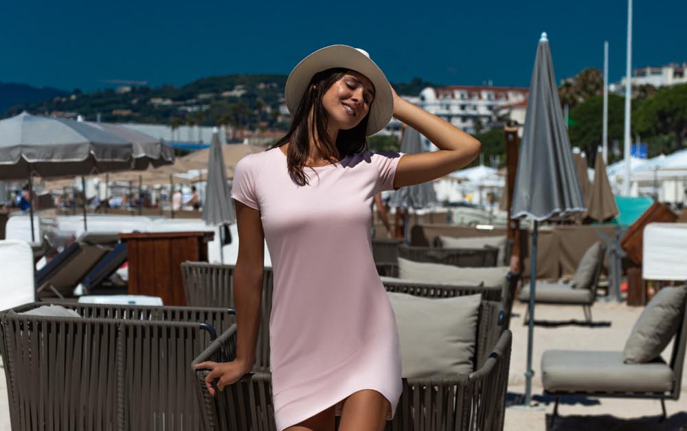 Building a Sustainable Wardrobe: Tips for Curating a Timeless Resort Wear Collection